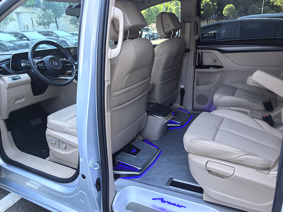 广州新款7座别克GL8商务车自驾出租配带司机包车费用_广州租车 首选广州现达汽车租赁公司