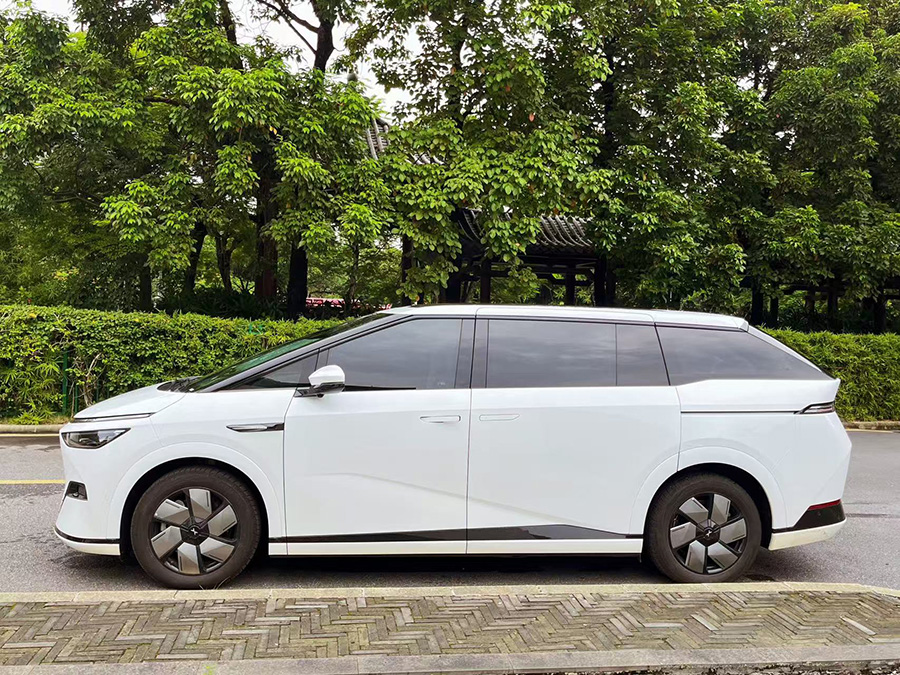 广州自驾出租小鹏X9纯电动7座商务车租金多少钱_广州租车包车用车 首选广州现达汽车租赁公司
